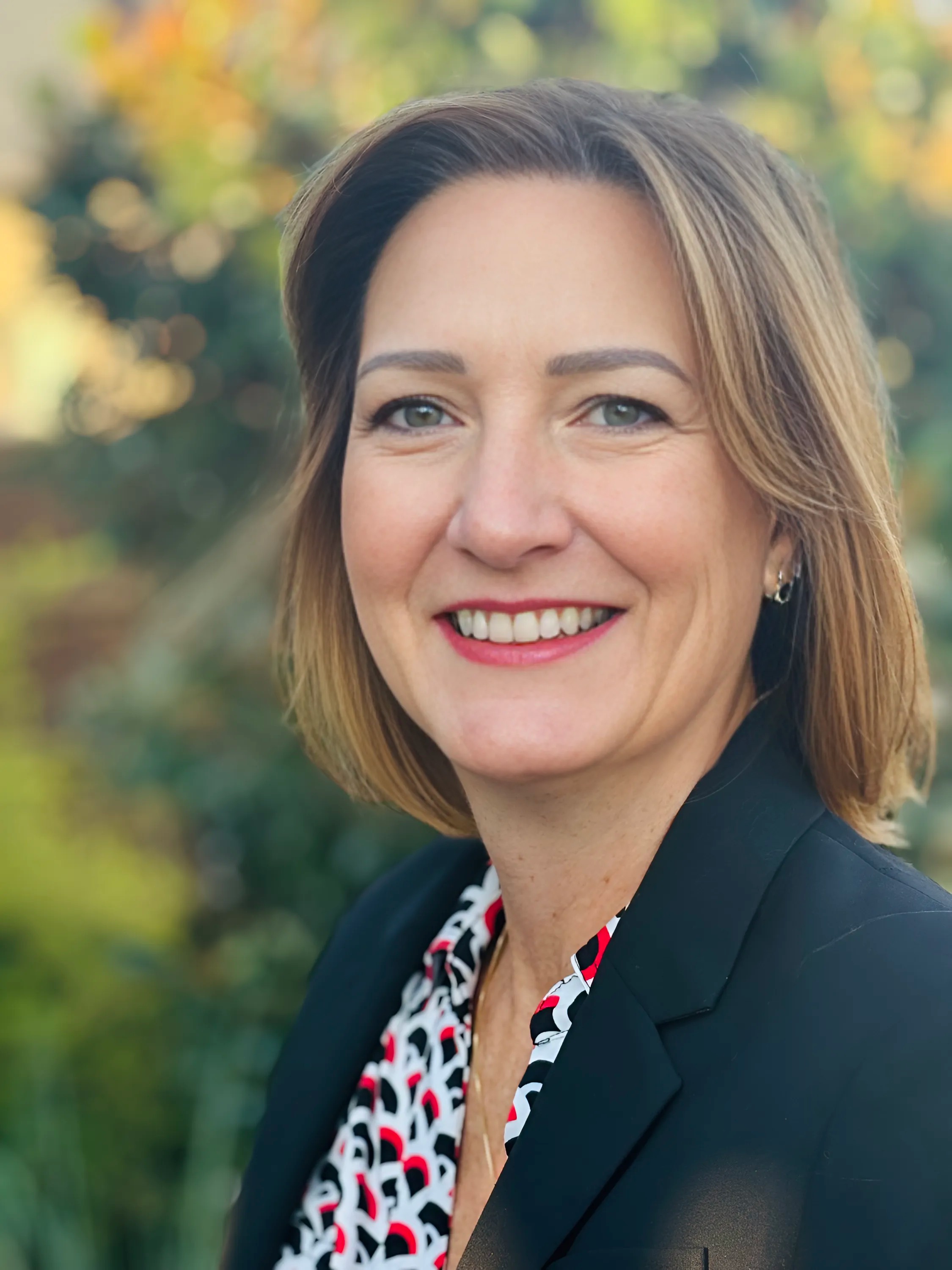 Melissa Woodward Headshot