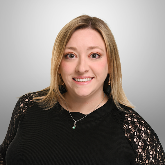 Gina Dietz headshot