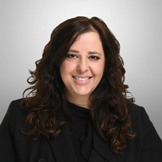Veronica Cuevas headshot